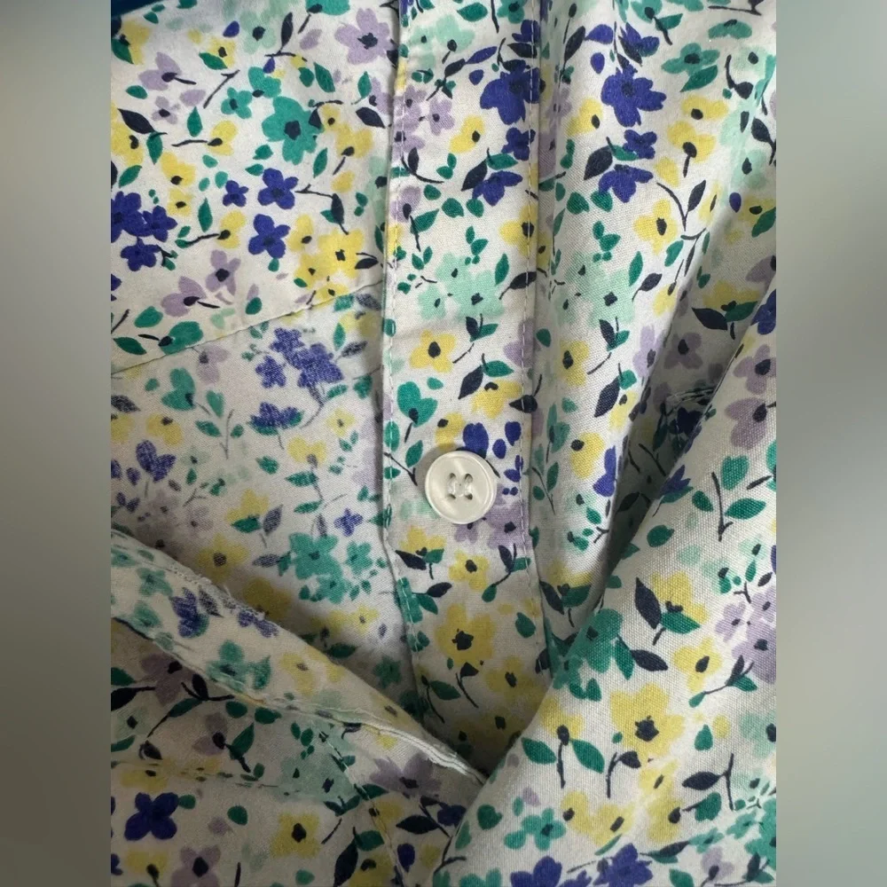 Croft & Barrow Floral Button-Up Blouse | Roll-Tab Sleeves | 1X - Picture 9 of 12